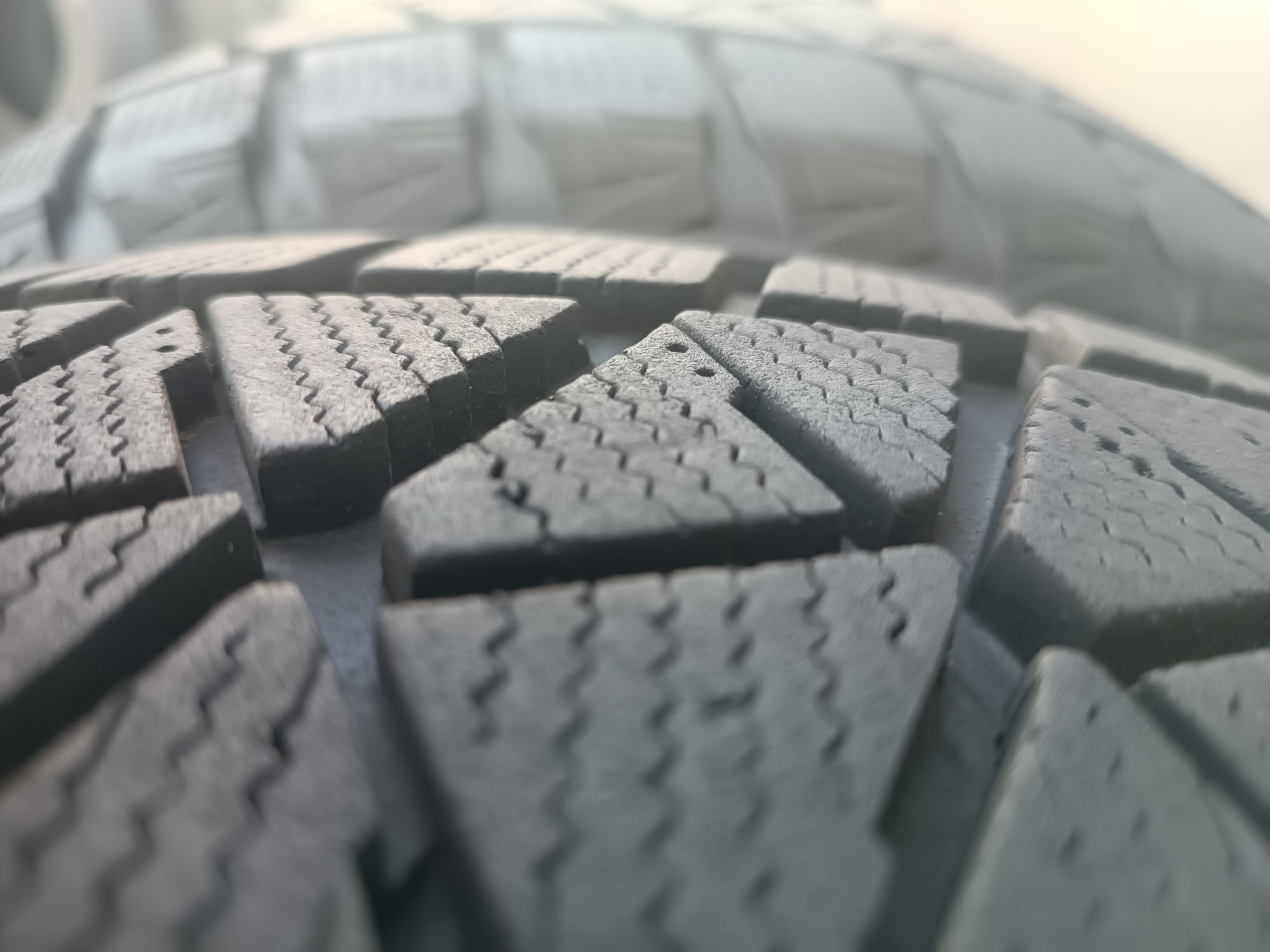 285/50/20 Bridgestone