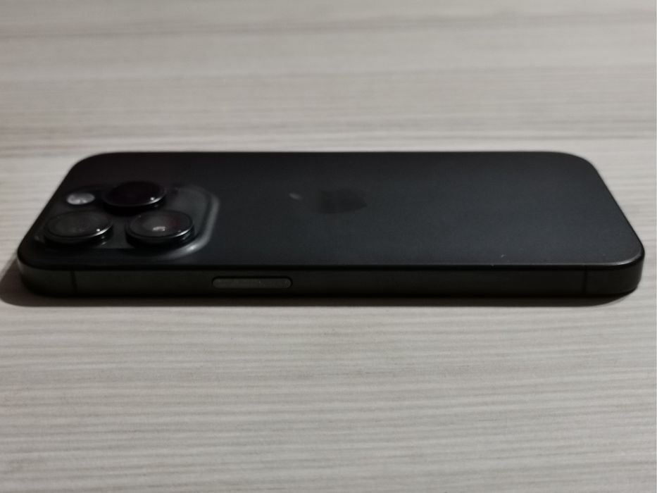 iPhone 15 Pro - 128GB