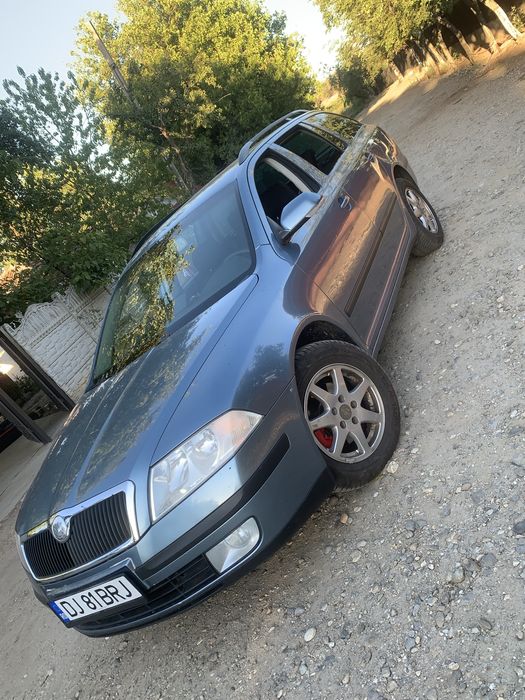Vand sau schimb Skoda octavia 2 (AUTOMAT DSG)