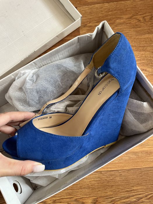 Продам новые туфли