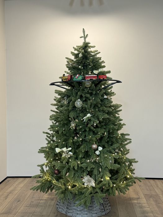 Искуственные елки