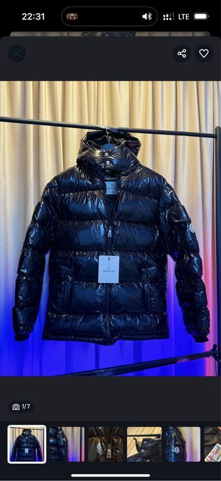 Geaca M.O.N.C.L.E.R negru lucios