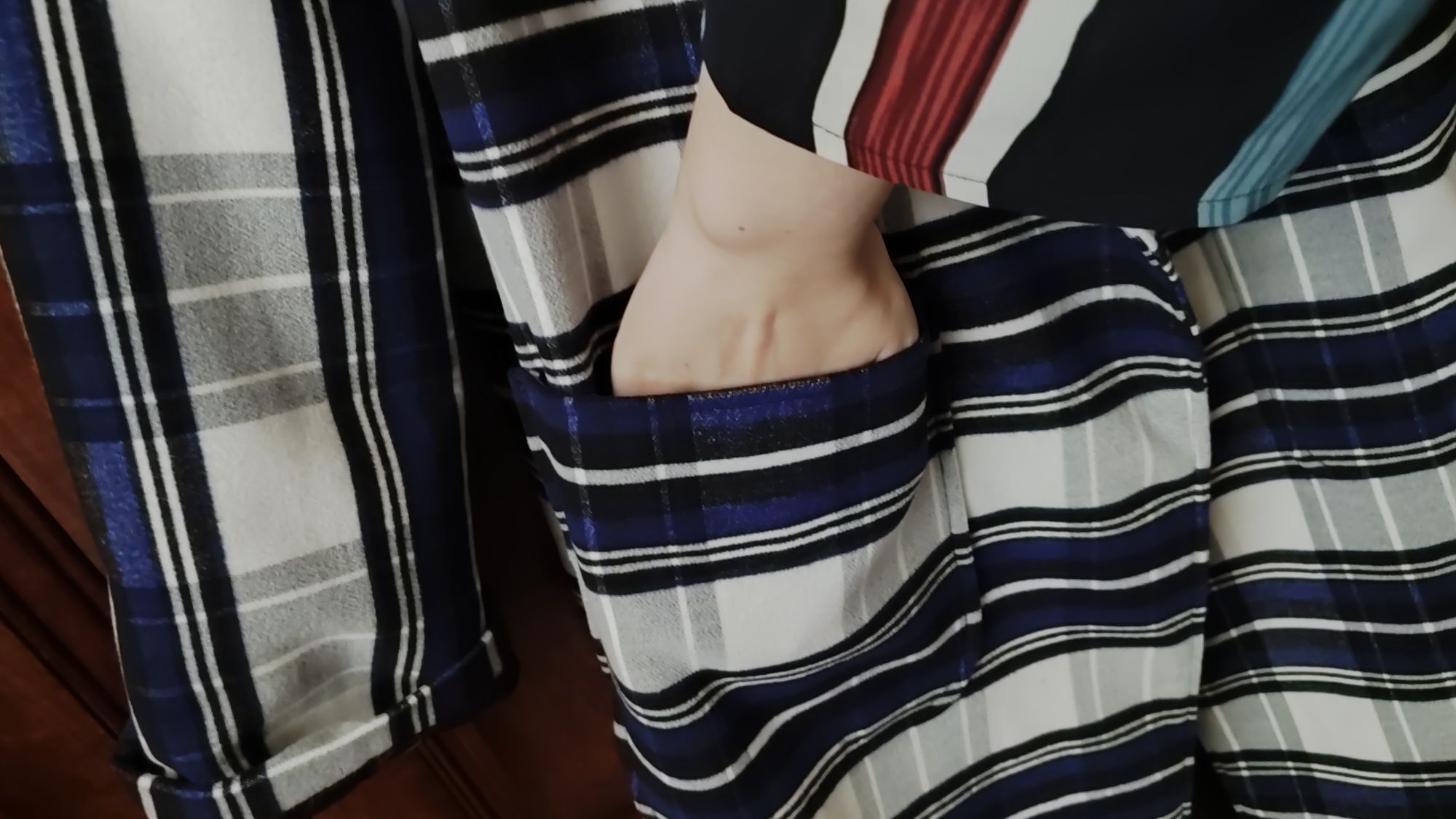 Yengi palto vapshe zor modniy oversayz jinsi shim bilan zor turadi