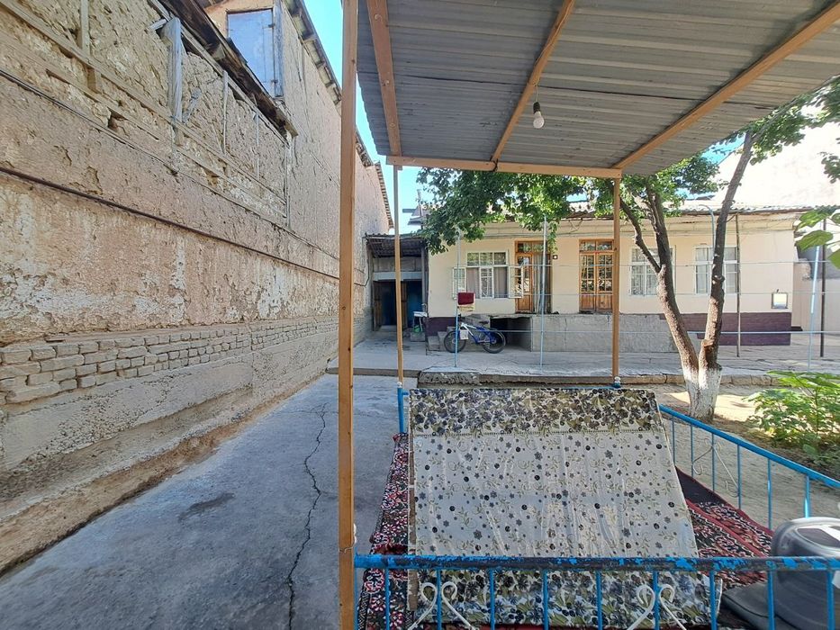 Актепе, участок 6,8 сот.6 комн Шайхантахур район