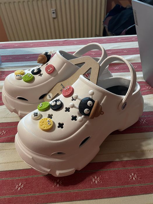 Чисто нови crocs с етикет 40/41 номер
