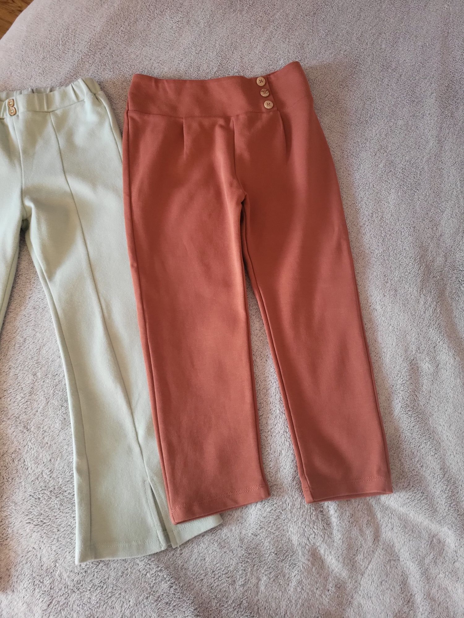 Vand lot pantaloni fetite