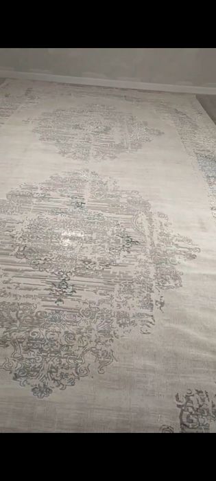 Ковер Турецкий  в отличном состоянии