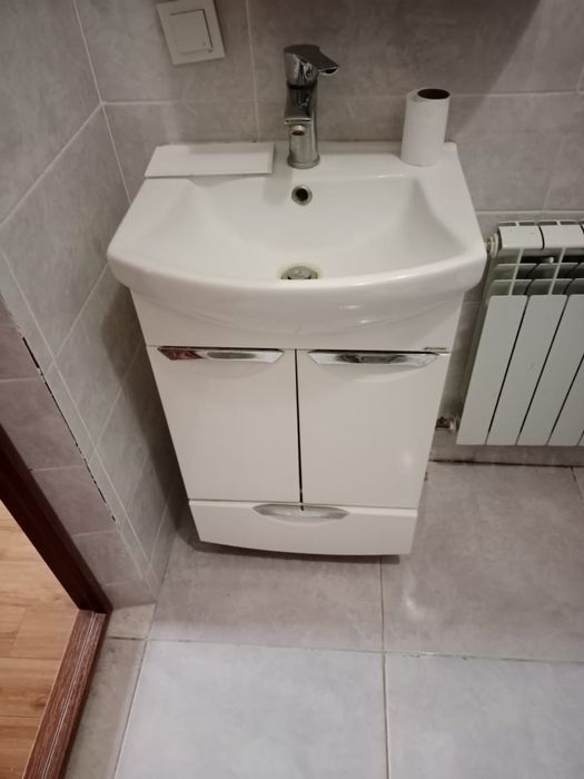 Продам шкафчик для ванной