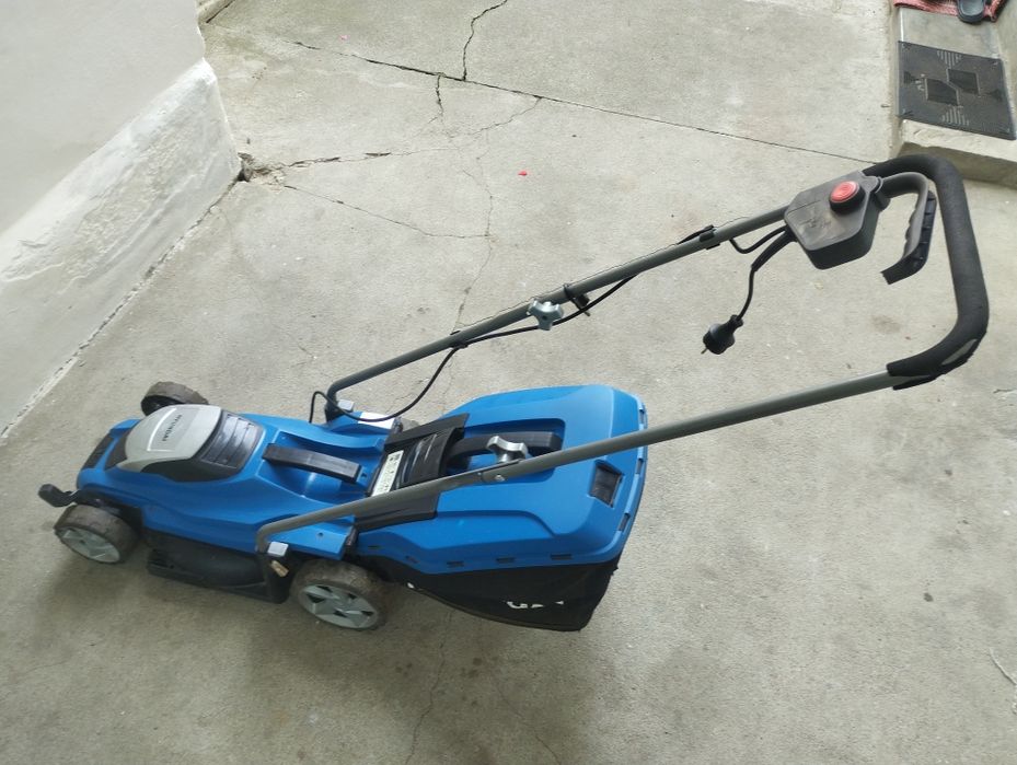 Vând cositoare HYUNDAI