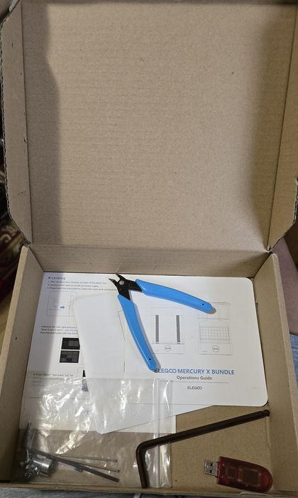 Imprimantă 3D Elegoo Saturn 4K – pentru reparații / piese