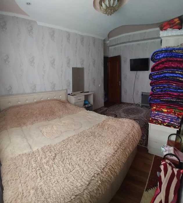 Юнусабад.  3-хона 3-этаж. Кирпичный. Балкон 2/6 Срочно сотилади.