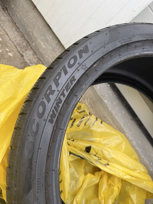 285/40/22 // 315/35/22 PIRELLI BMW X7