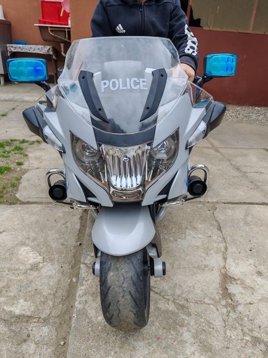 Vând motocicleta copii de politie BMW