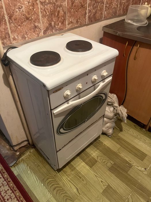 Продам плиту двухкомфорка