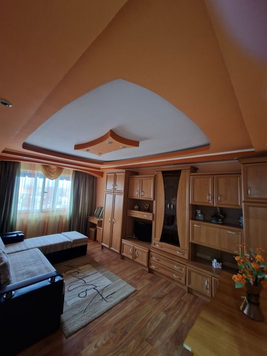 Apartament de inchiriat