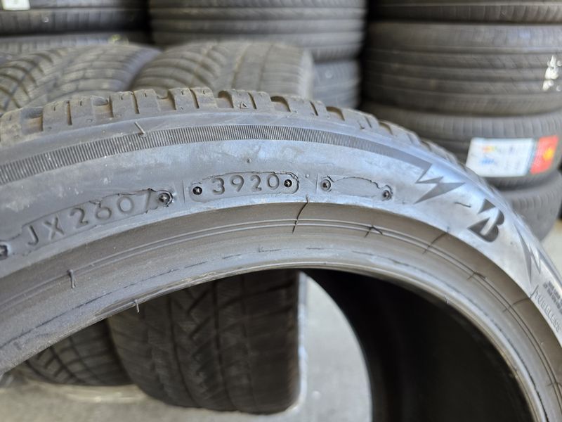 245/40/18 BRIDGESTONE 4бр