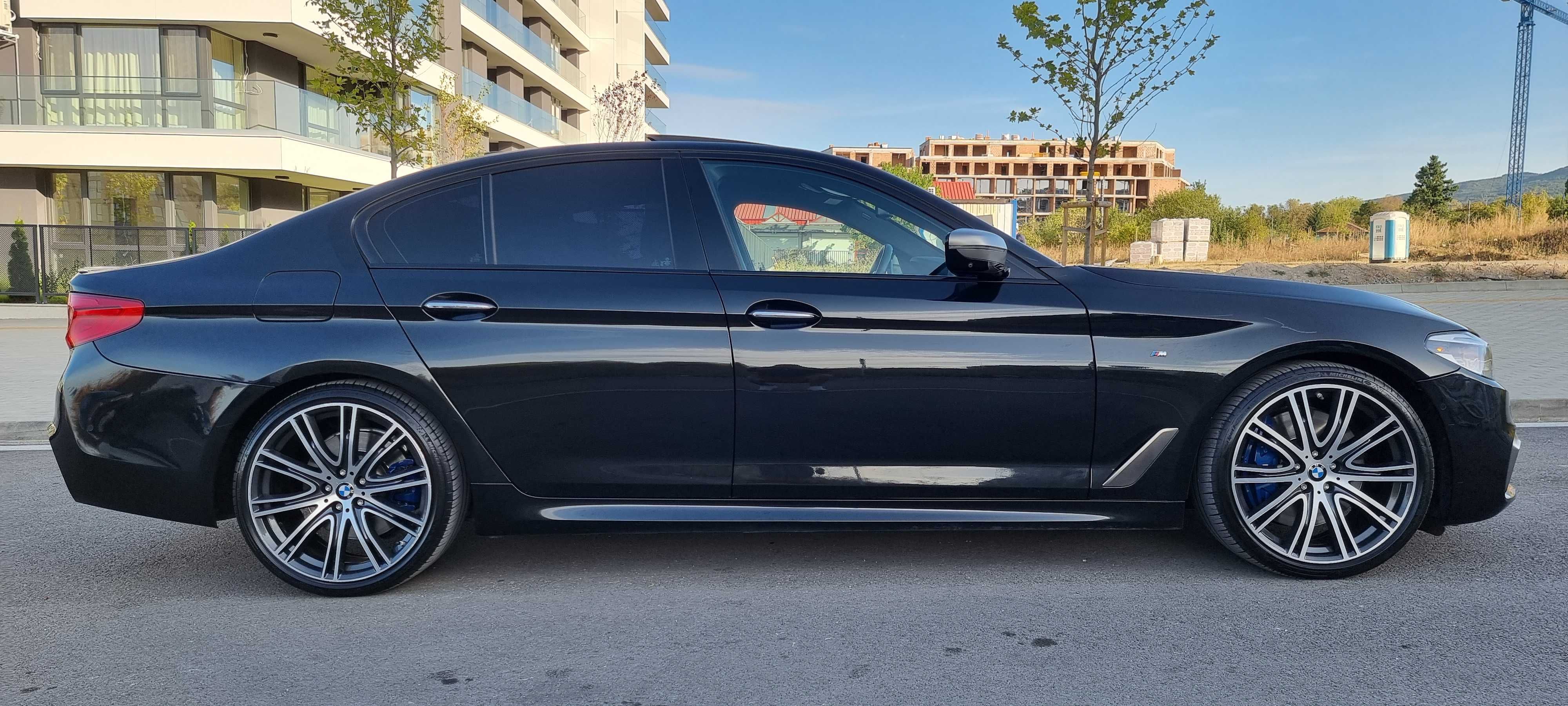 BMW 2018 M550i Xdrive 4.4L v8 462к.с.