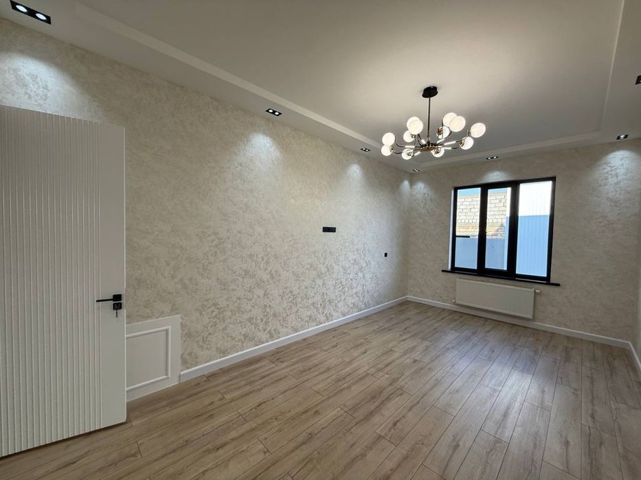 Продаётся двух этажный  участок в Сергелях Хонобод Беруний махалля 3с