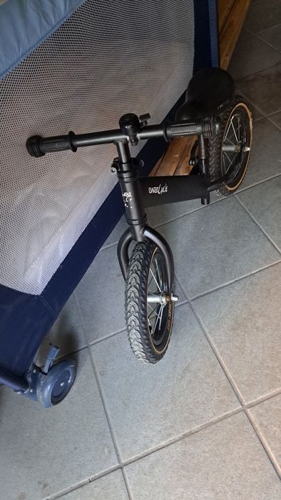 Bicicletă fără pedale