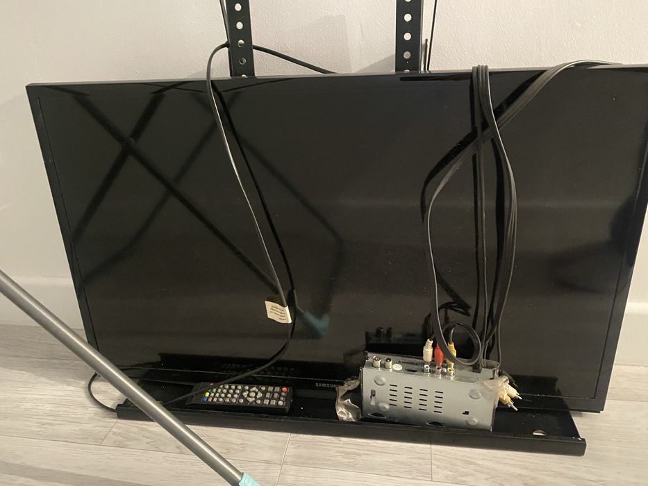 Лед телевизор Самсунг