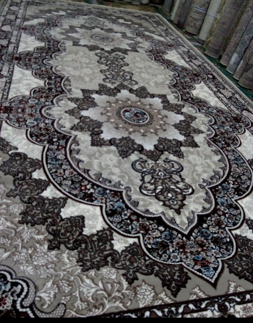 Gilam turetskiy holati yaxshi