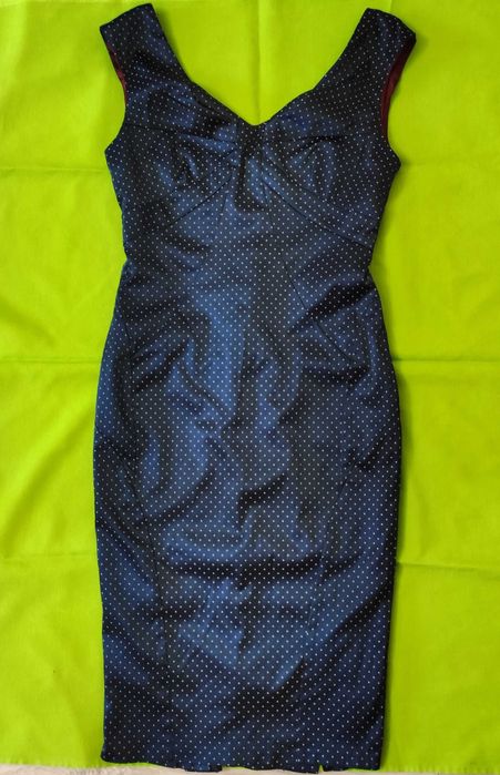 Официална рокля от сатен