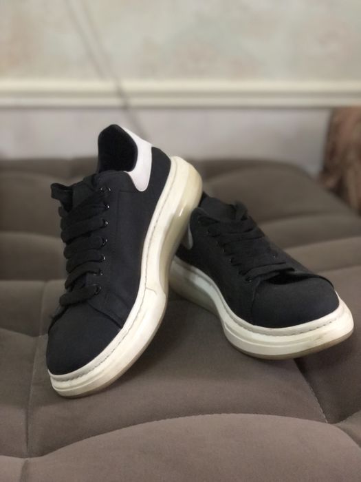 Мужские кроссовки размер 41