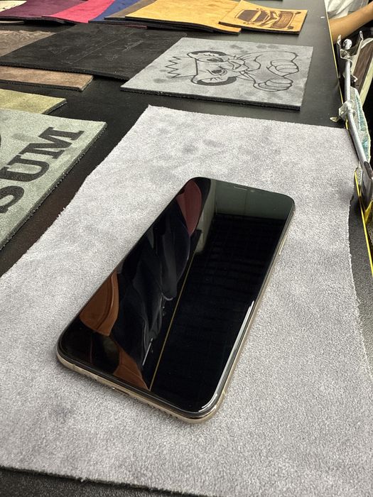 Айфон xs 256 гб не работает фейс