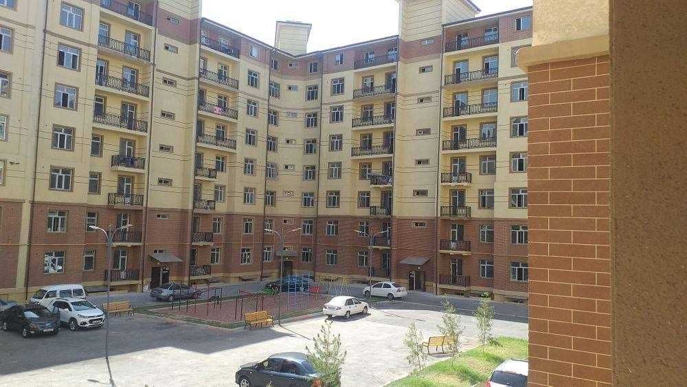 Своя!! Яшнабад Новостройке ЖК Азия Хаус продается квартира 2/1/8  44м2