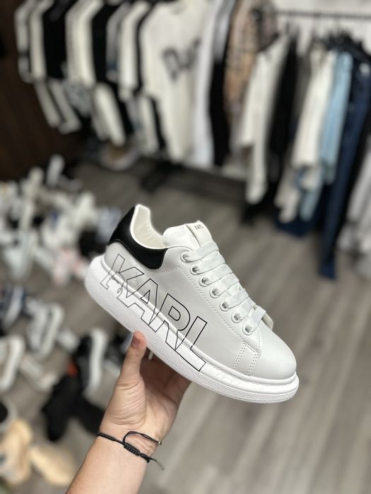 Adidasi karl barbati