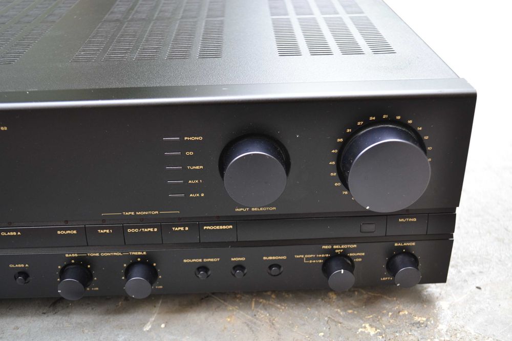 Amplificator Marantz PM 82