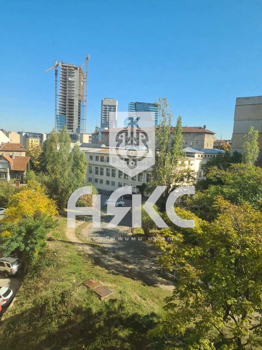 Тристаен апартамент в кв. Зона Б5