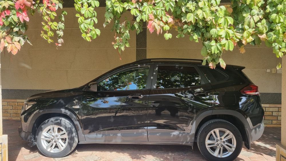 Трекер 2 сотилади