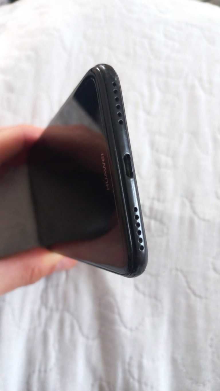 Телефон Huawei P9 lite mini, неработещ, за части
