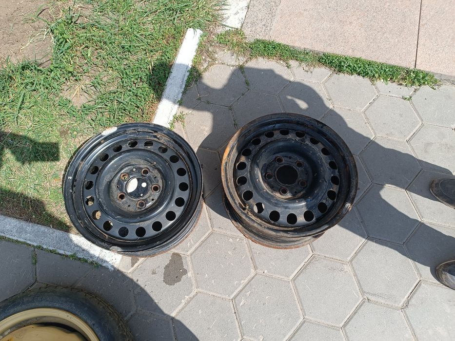 Продам один железный диск в хорошем состоянии