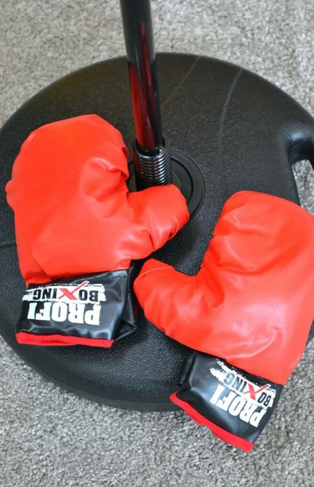 Боксов комплект за деца "ISP BOX", ръкавици и боксова круша