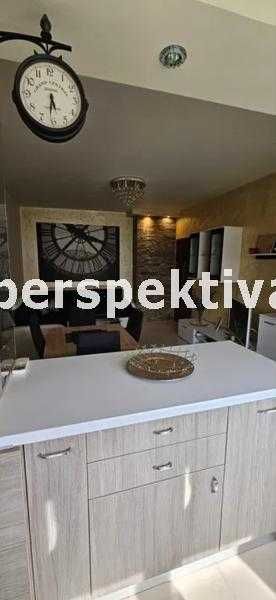 Продава се Двустаен апартамент в Пловдив, Кючук Париж - 47 кв.м за 1954 €/кв.м - Снимка #4