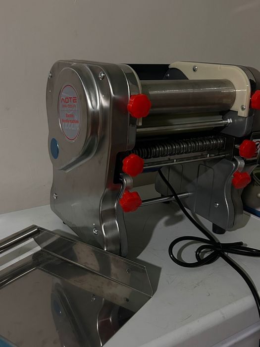 Лапшерезка тестораскатка