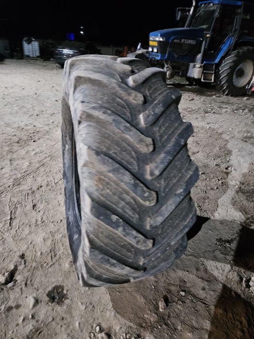Cauciuc Tractor 17.9 R28