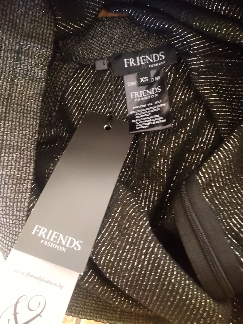 Нова рокля Friends Fashion