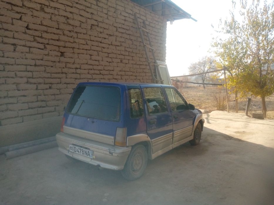 Yurub turgan soz Tiko kareske  ixtiyot qisimlari yangi quyilgan