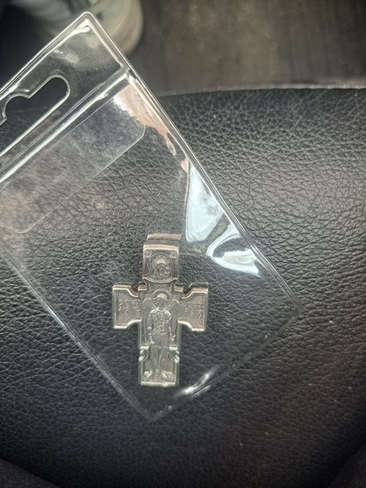 СРЕБЪРЕН кръст  православен  925.   11.29гр.