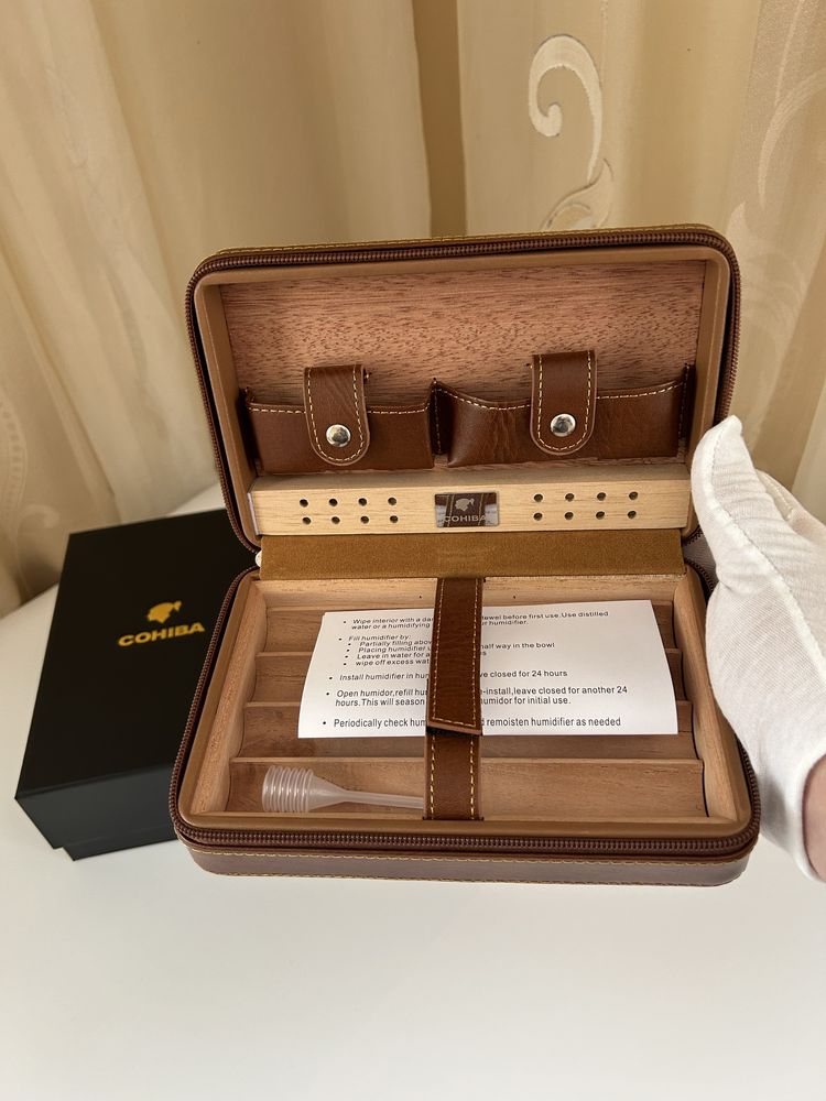 Кожен хумидор Cohiba за 4 пури – преносим, черен и кафяв