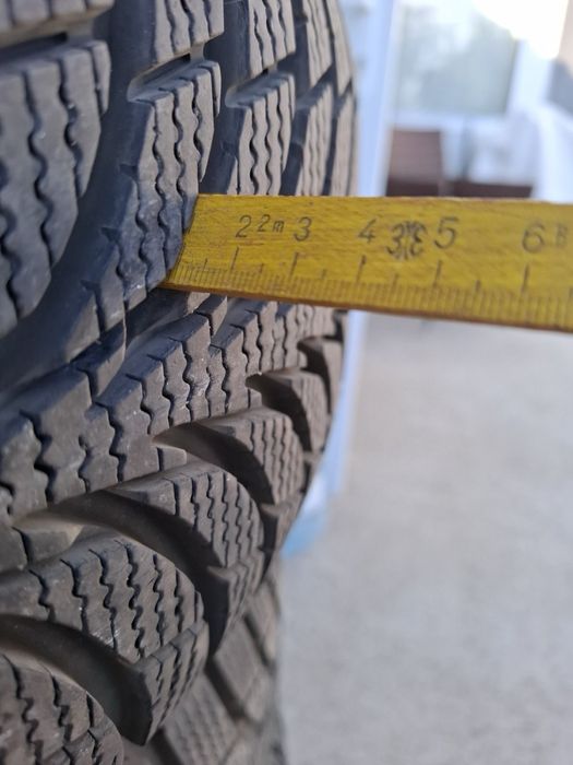 Зимни гуми Good year 16-ки 2022г 215/65R/16