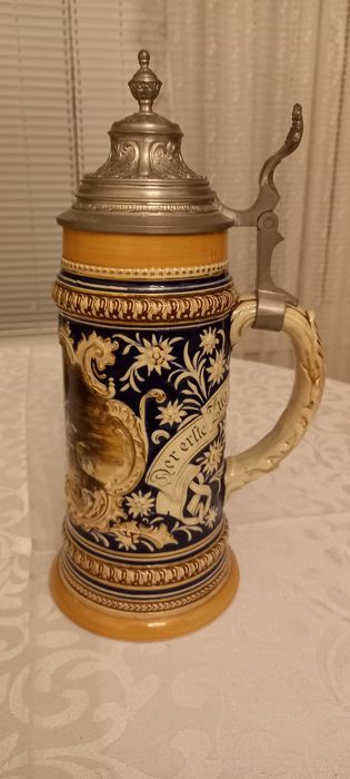 Vintage. Нова. Немска рисувана халба 31 см.