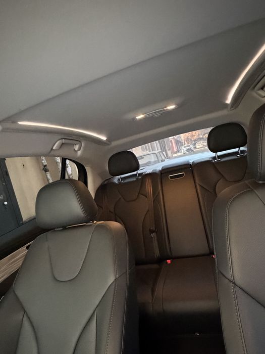 Honqi eqm 5 500 km full kraska toza