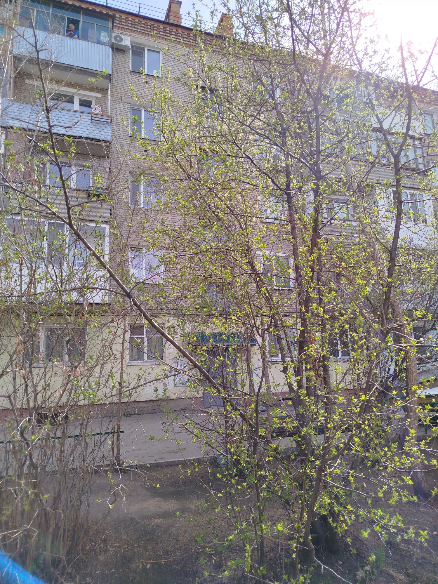 Продам 2х комн кв р-н 2й школы