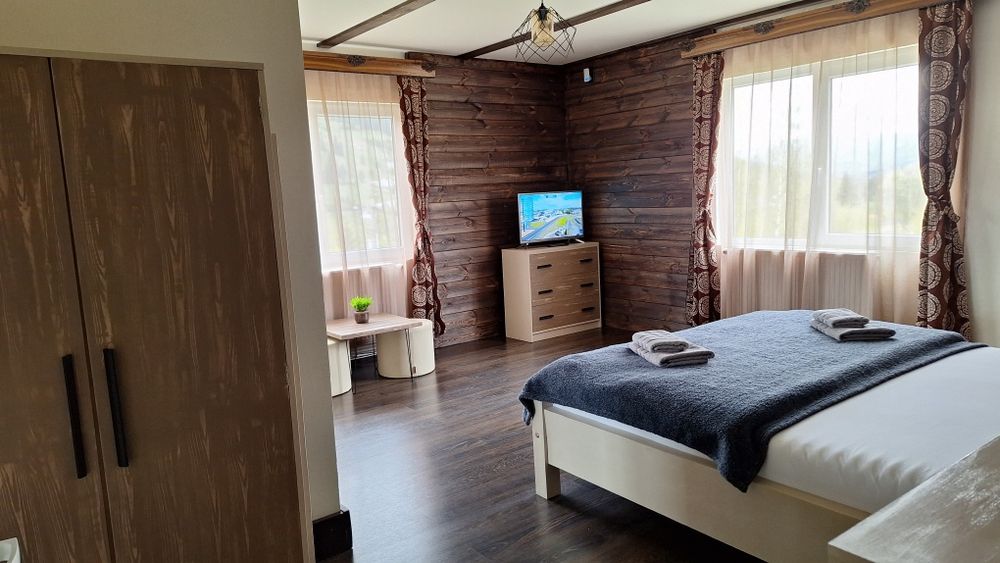 Pensiunea Tiatim/Cazare 2 camere cu bai proprii/ Foisor/Gratar/