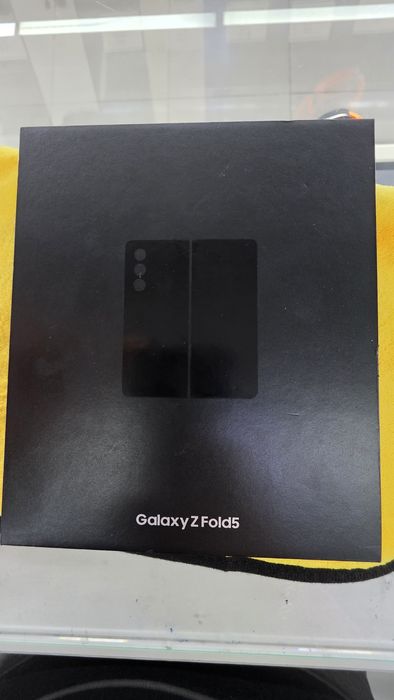 Samsung Z fold 5 (512gb)