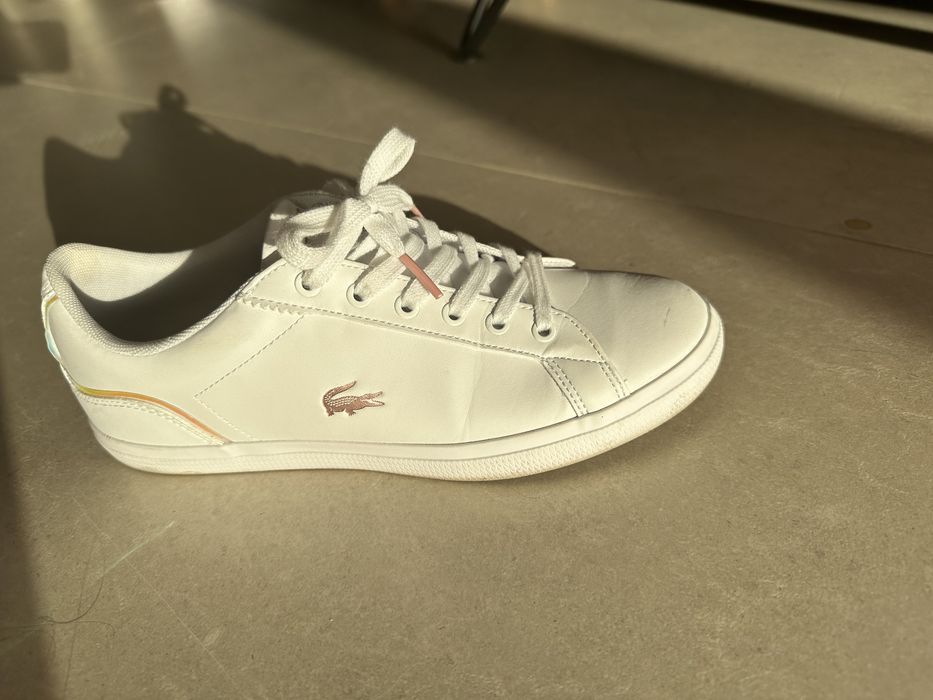 Бели кецове Lacoste